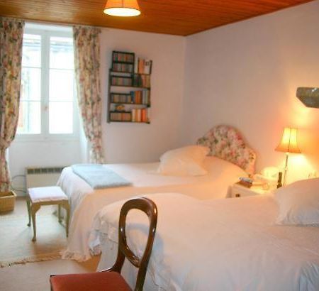Chambres D'Hotes Chez Carolyn Villefranche-du-Périgord Rum bild