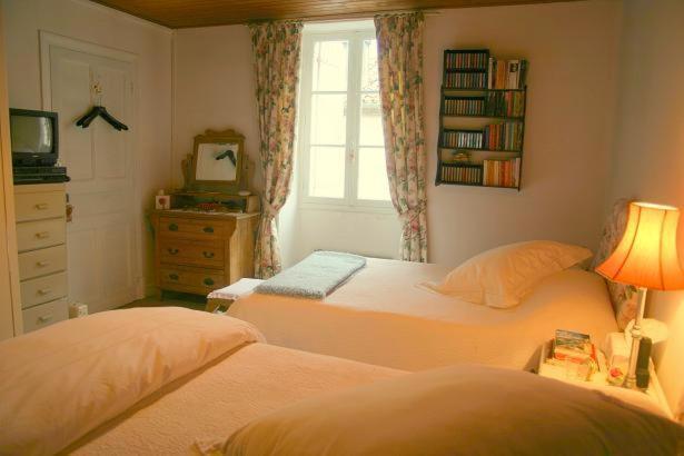 Chambres D'Hotes Chez Carolyn Villefranche-du-Périgord Rum bild
